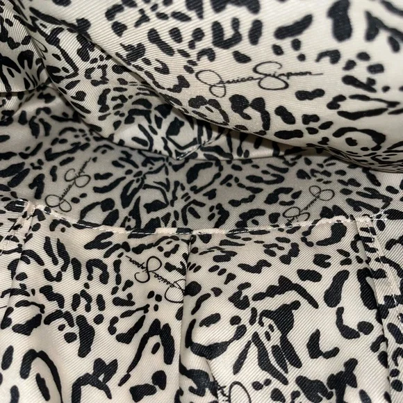 Jessica Simpson Brown Studded bag - Picture 5 of 6